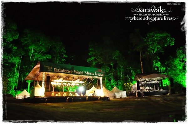 The jungle and tree stage resplendent in the glow of jungle green against the jungle backdrop of Mt.Santubong