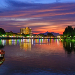 kuching-waterfront night view