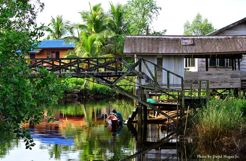 Taking a River Cruise At A Traditional Melanau Village in Sibu