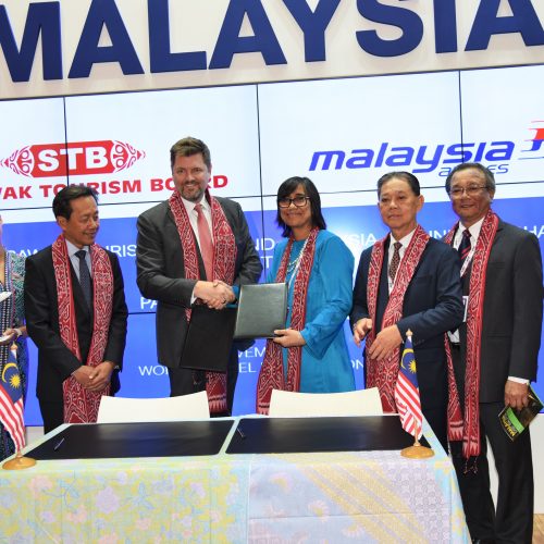 Malaysia Airlines Signs Partnership with Sarawak Tourism Board for 2019